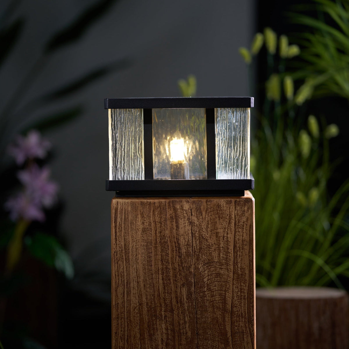 Jent Square Outdoor Light