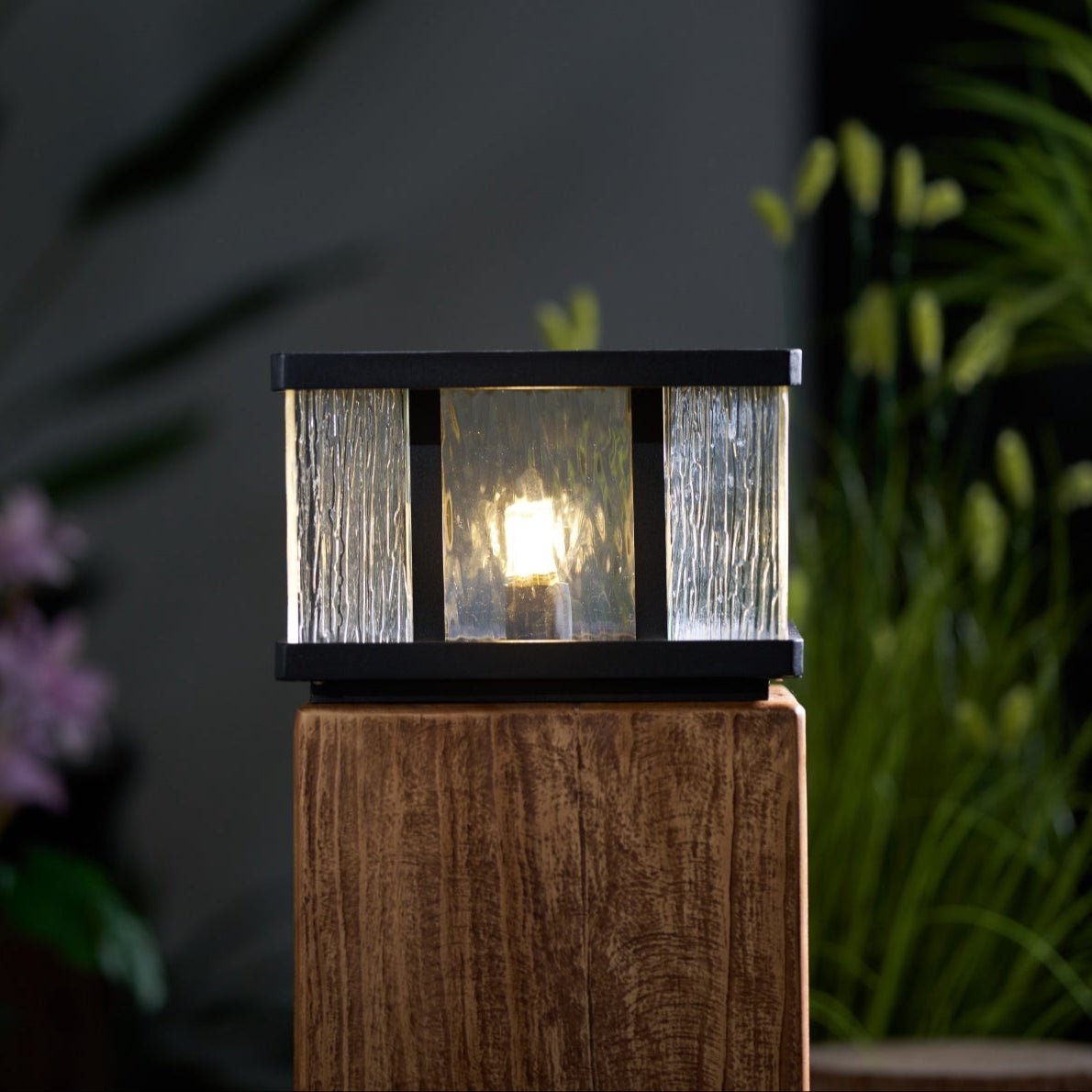 Jent Square Outdoor Light