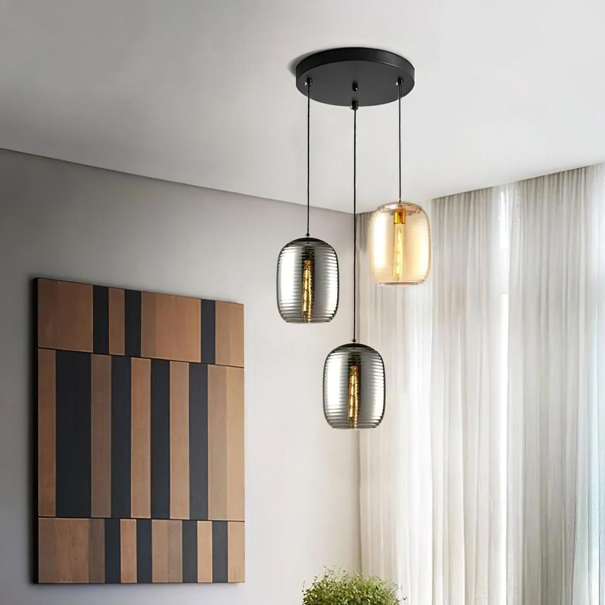 Eirinelia Glass Pendant Light