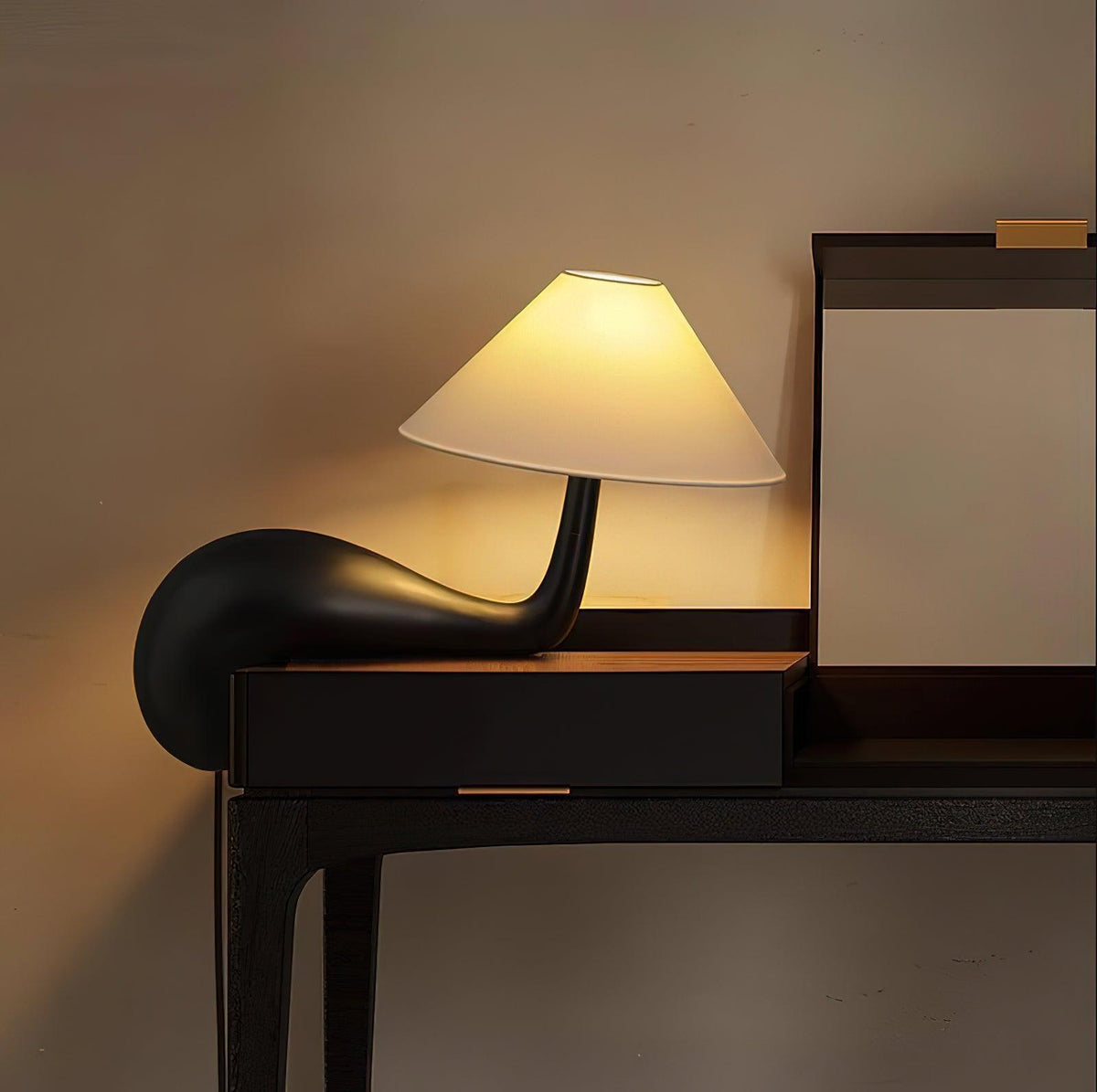 Solisise Wood Artistic Table Lamp