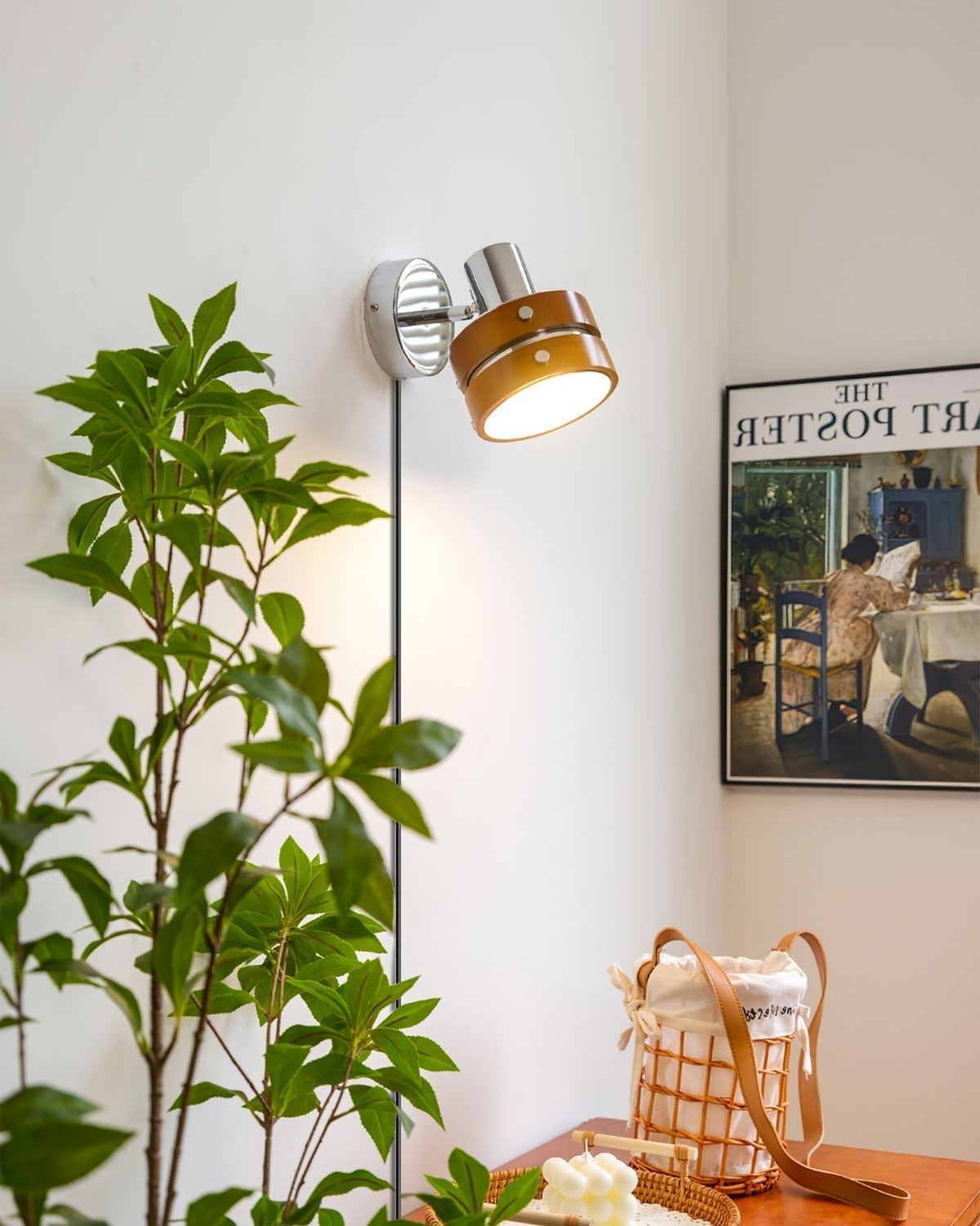 Nildes Wood Classic Wall Lamp