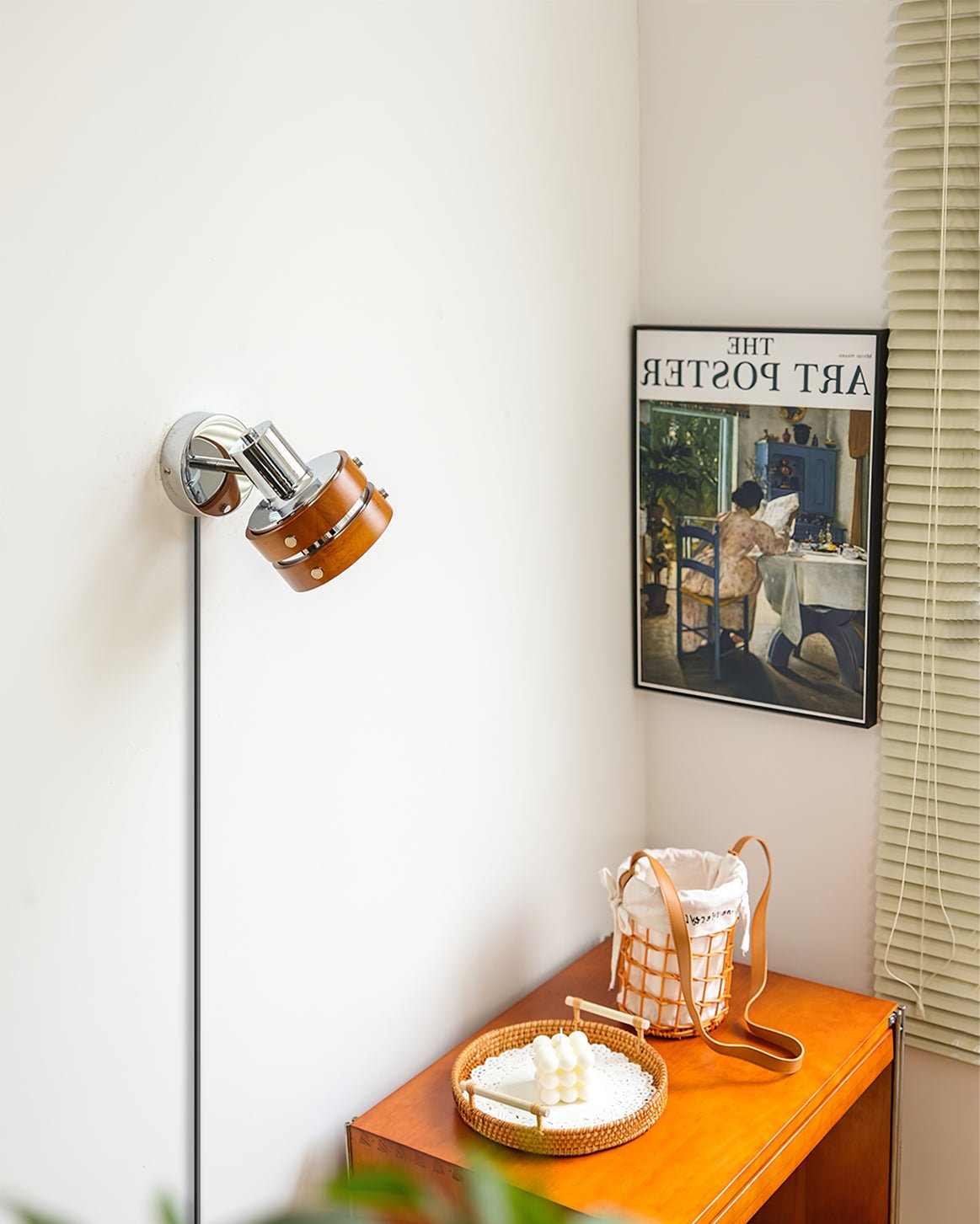Nildes Wood Classic Wall Lamp