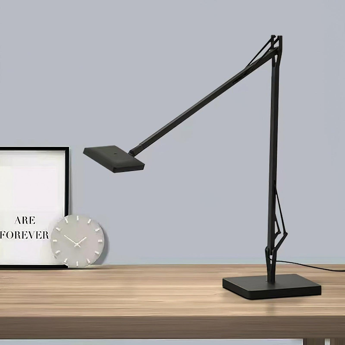 Tevenu Aluminum Industrial Table Lamp