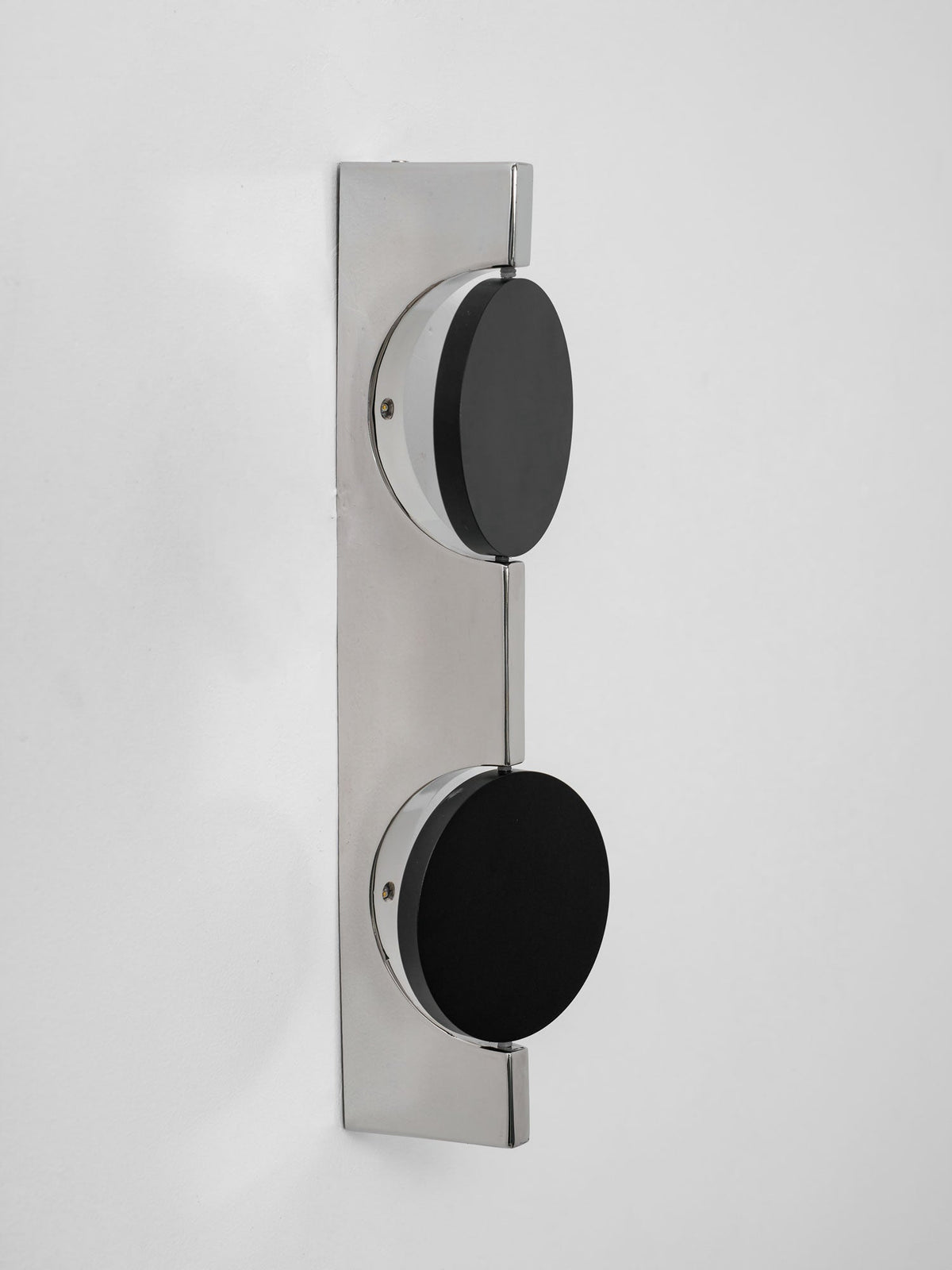 Wijo Kinetic Shadow Indoor Wall Light