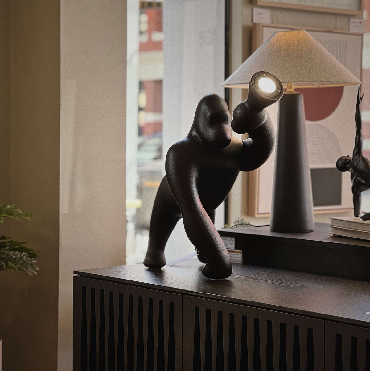 Zasolil Artistic Resin Gorilla Floor Lamp