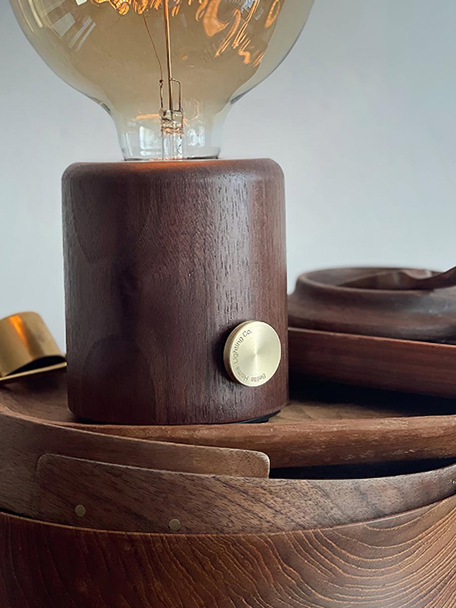 Altheil Retro Wooden Table Lamp