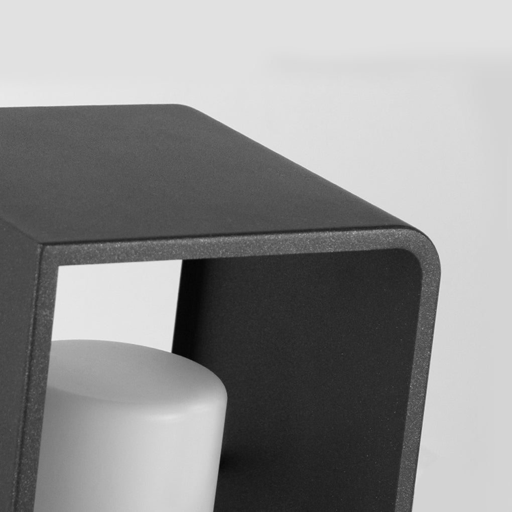 Cian Modern Outdoor Light