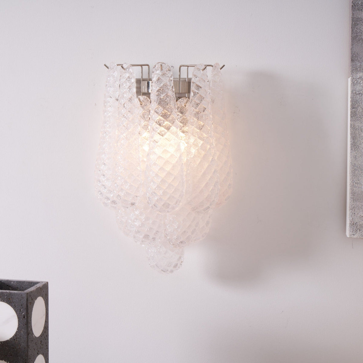 Liorelaria Wall Lamp Pink Teardrop Glass Floral Artistic