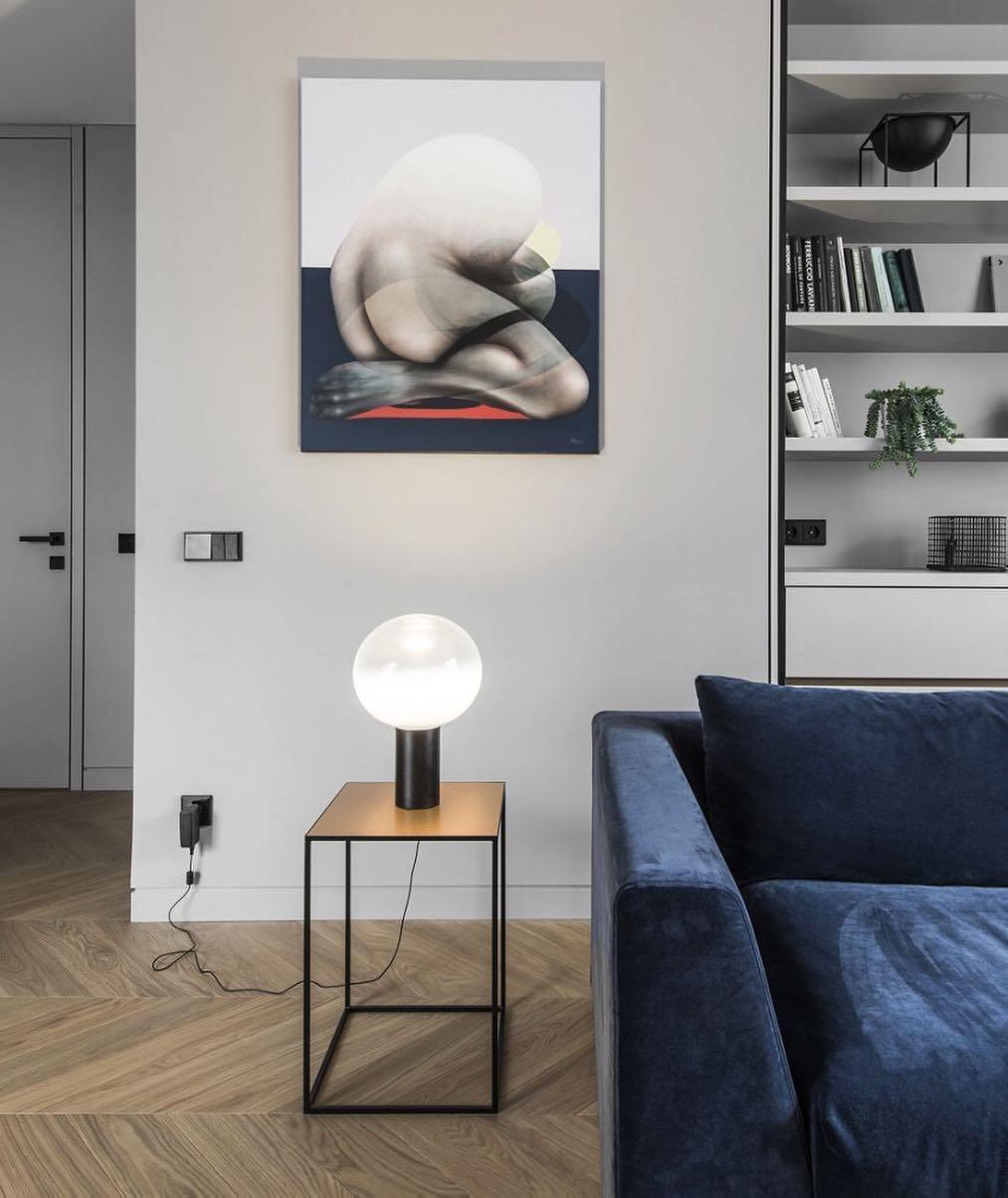 Insken Glass Classic Table Lamp