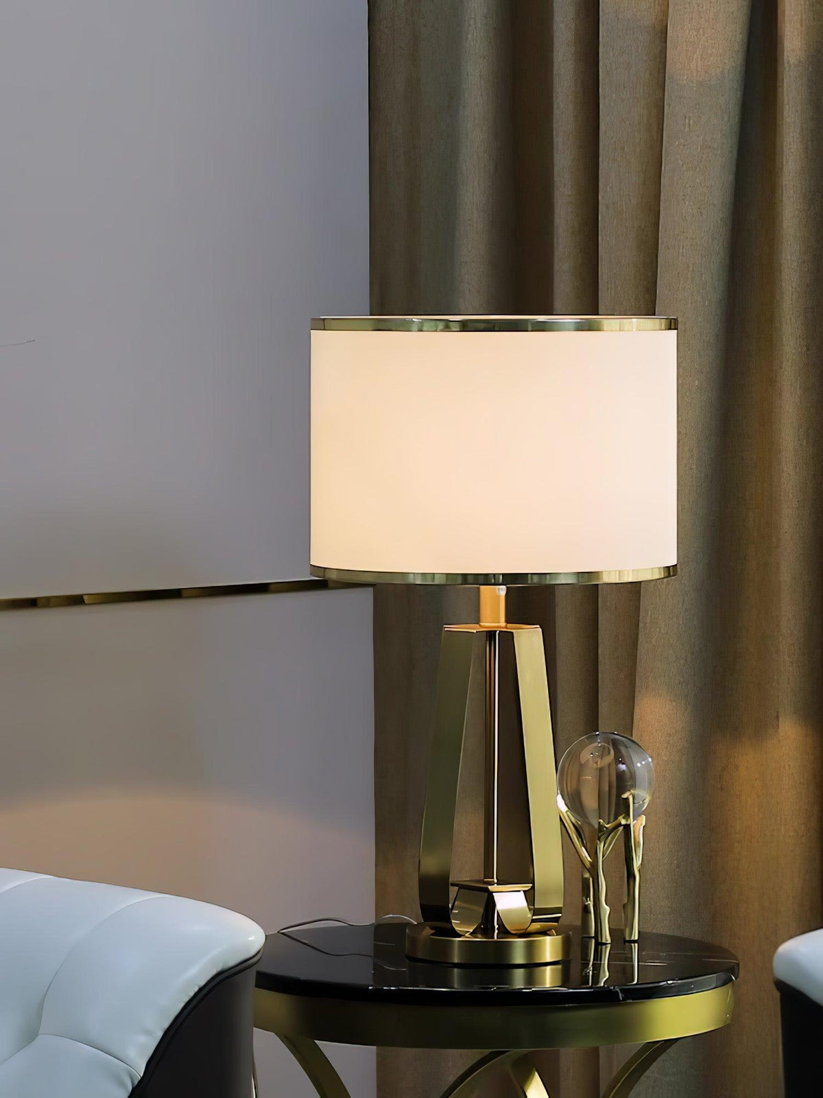 Linorira Luxe Fabric Table Lamp