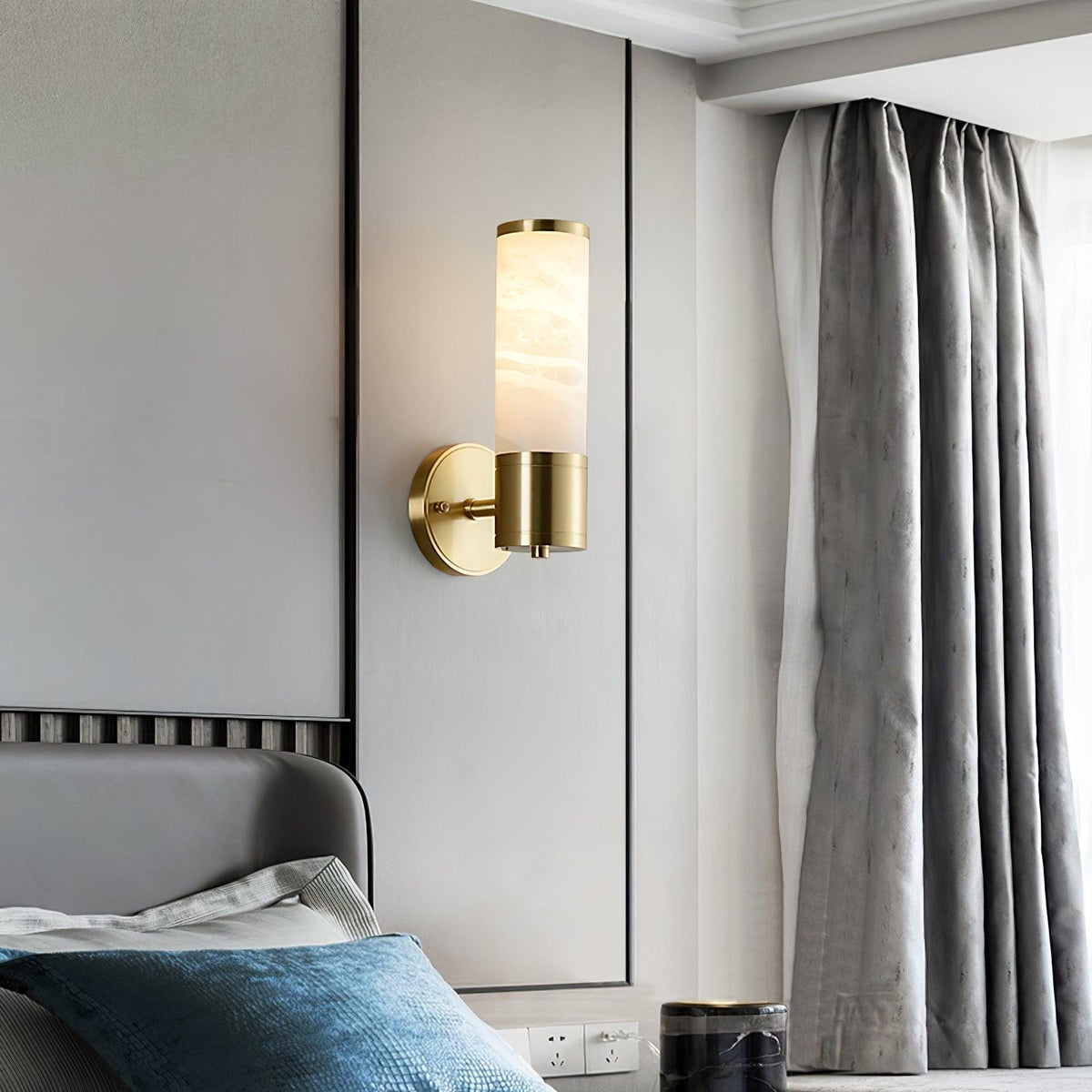 Tira Minimalist Alabaster Wall Lamp