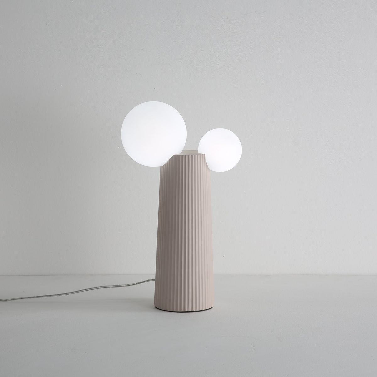 Zenithre Resin Plastic Table Lamp