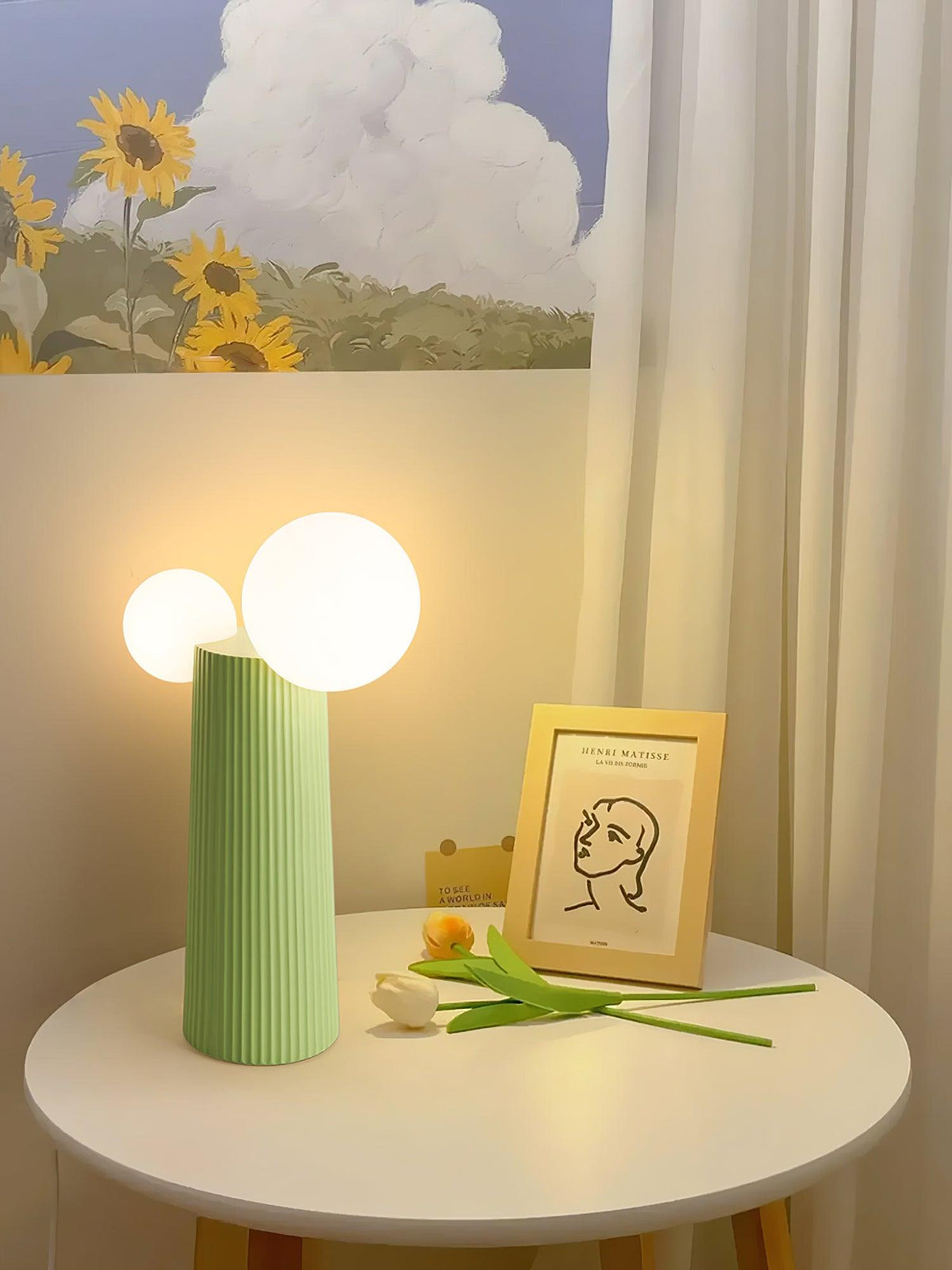 Zenithre Resin Plastic Table Lamp