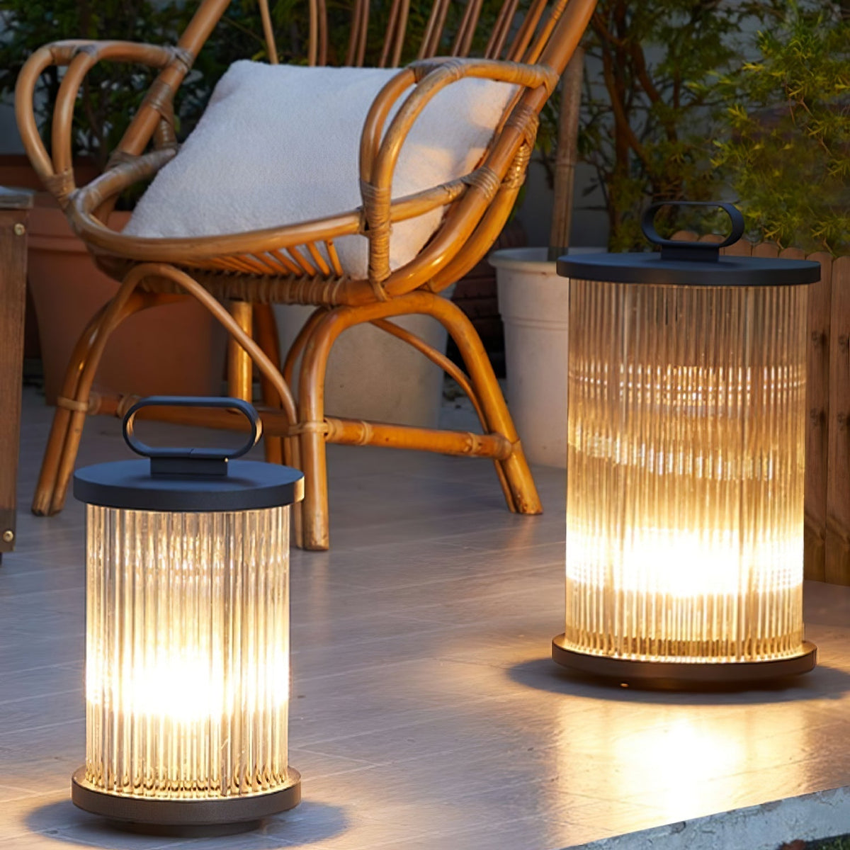 Niri Steel Acrylic Minimalist Floor Lamp