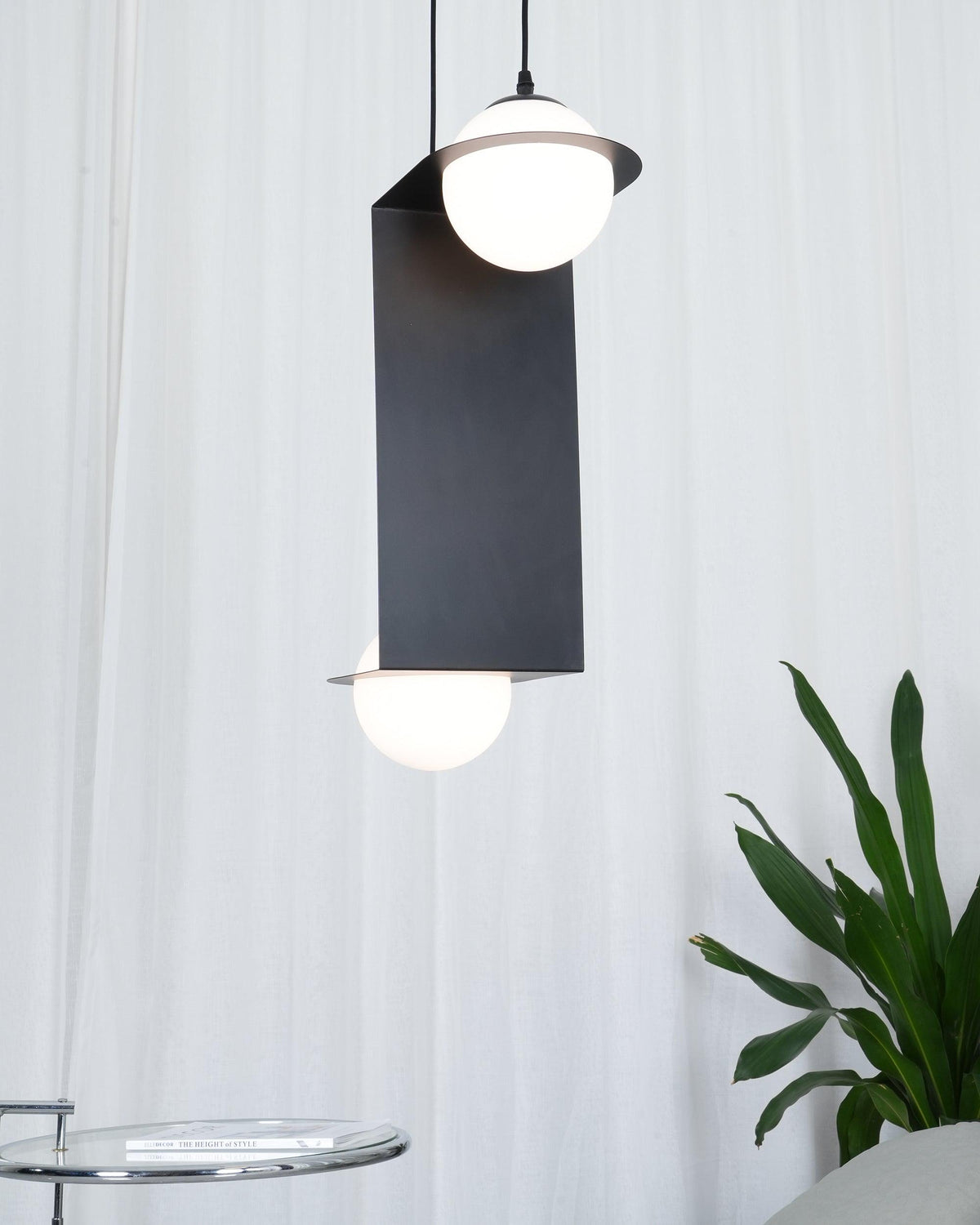 Mirere Black Contemporary Pendant Lamp