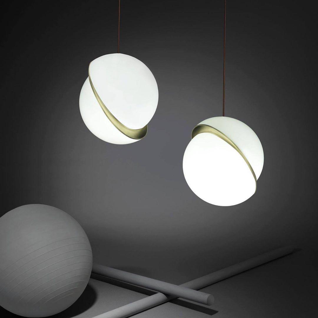Cavira Pendant Minimalistic Glass Lamp