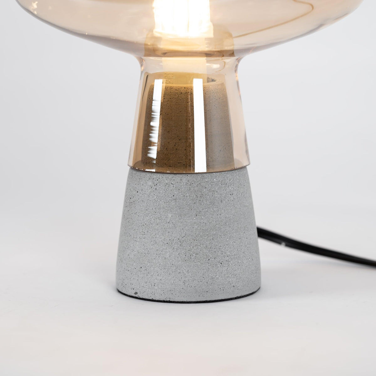 Elairella Minimalist Cement Table Lamp