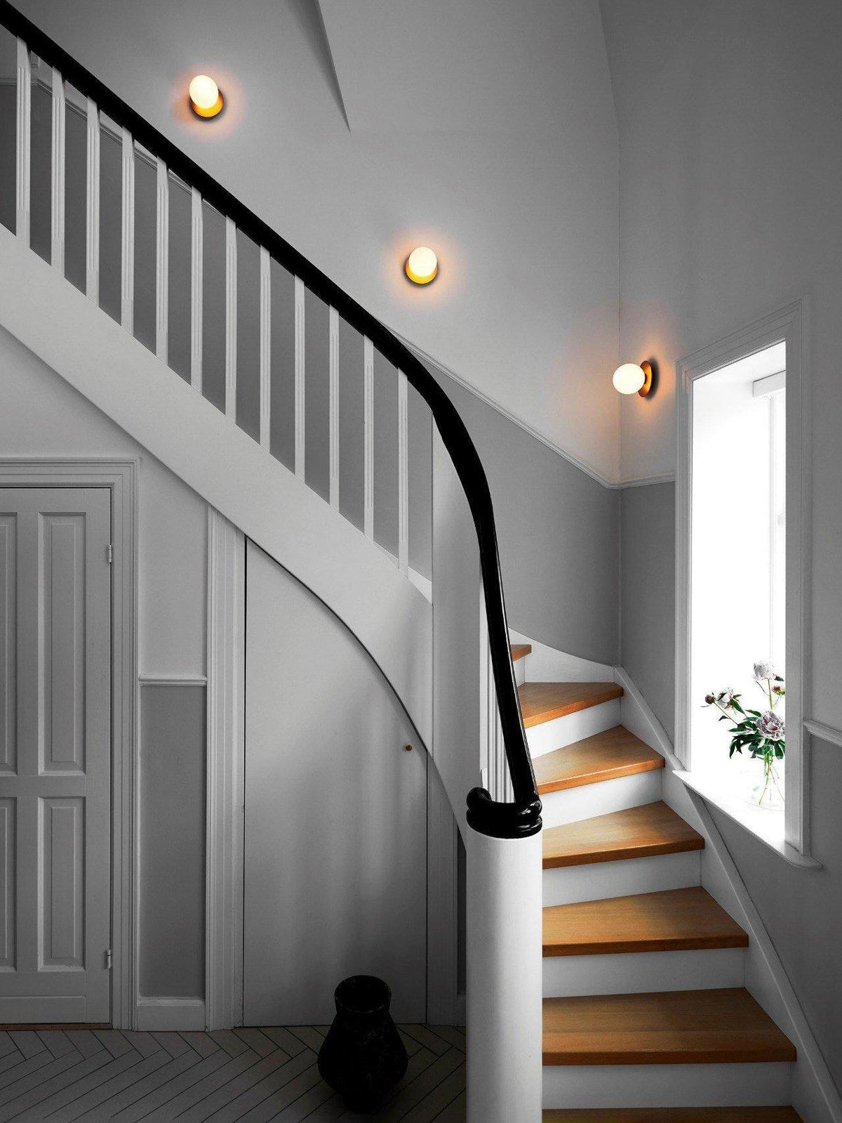 Irinor Premium Nordic Art Brass Wall Lamp