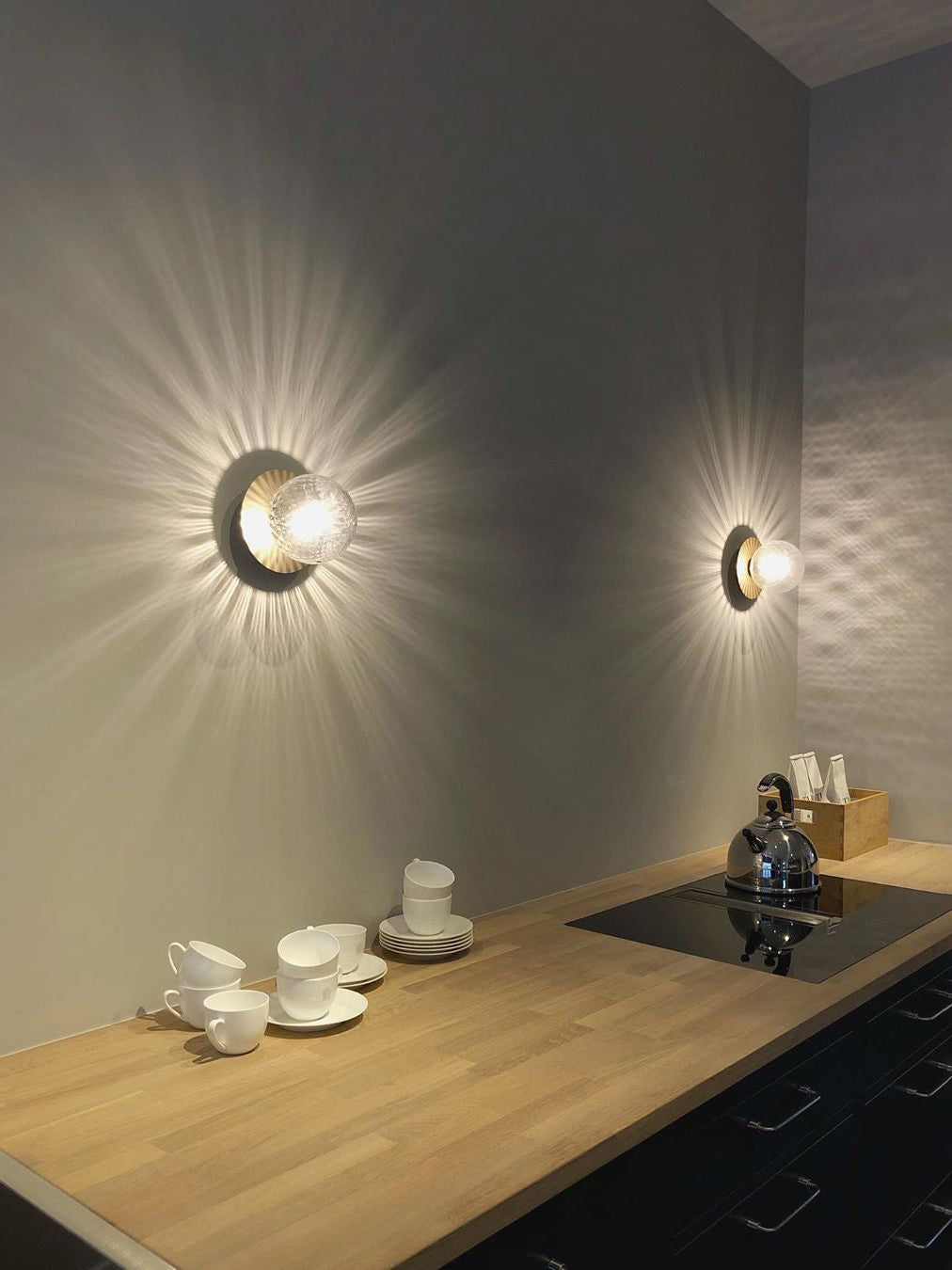Irinor Premium Nordic Art Brass Wall Lamp