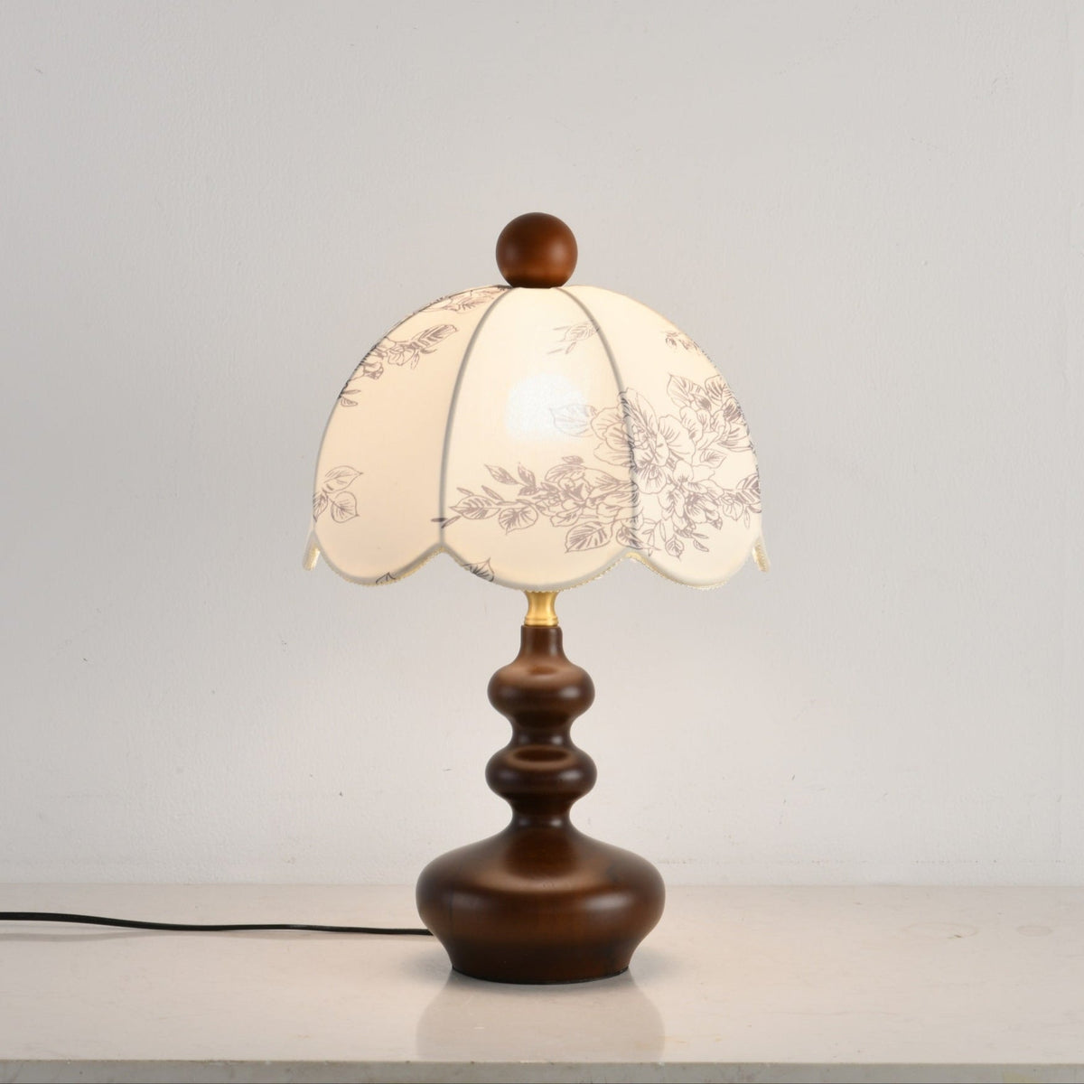 Cirirette Vintage Table Lamp