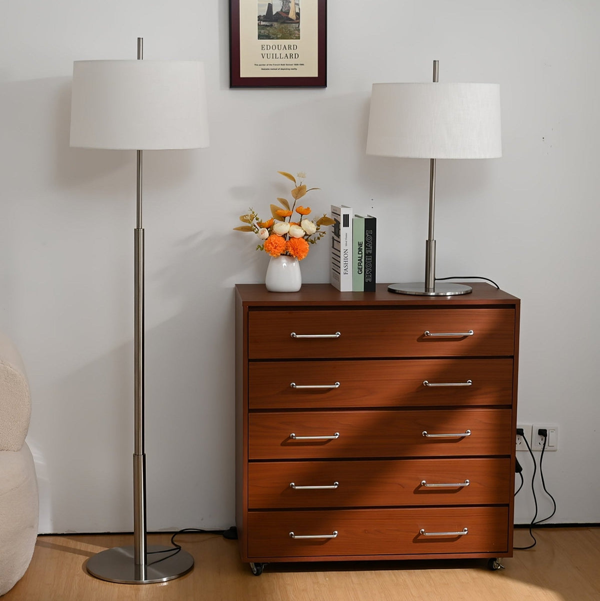 Silasn Minimalist Table Lamp