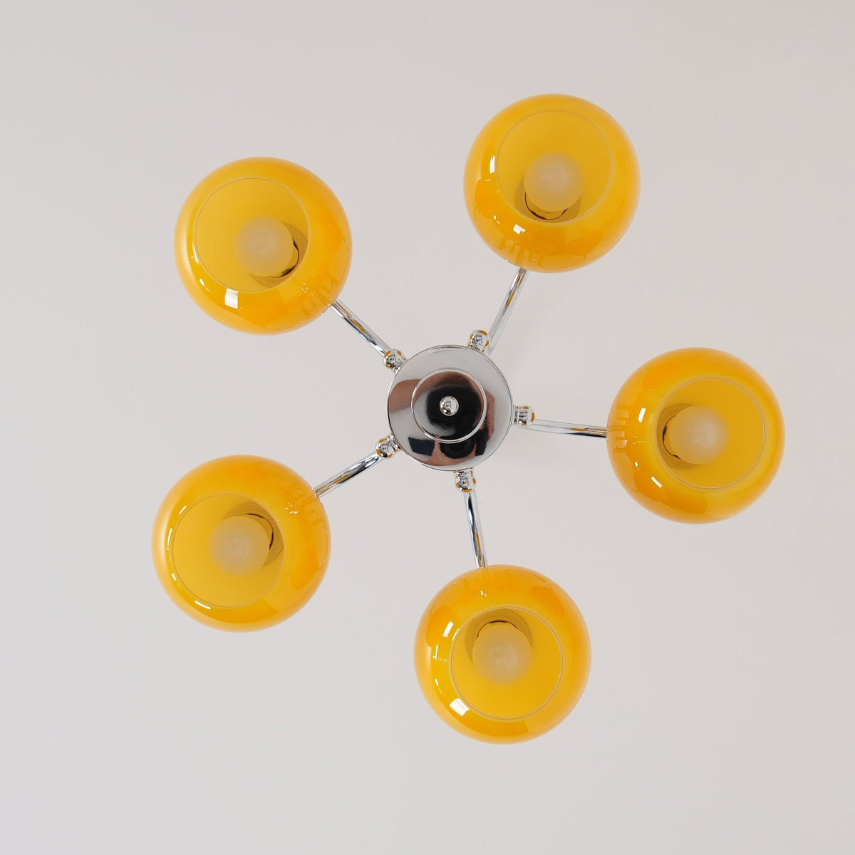 Liororian Chandelier Yellow Glass Globes