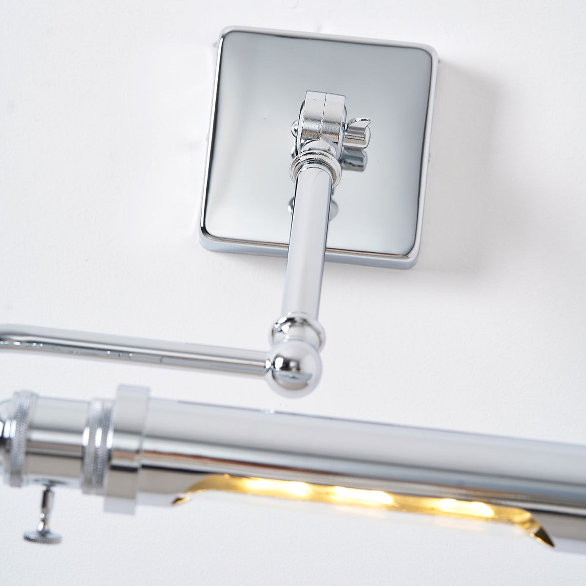 Asteron Wall Lamp