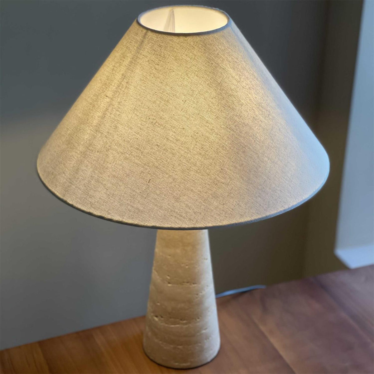 Corea Table Lamp
