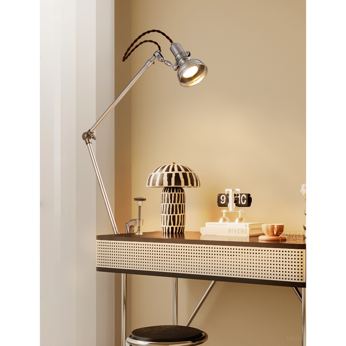 Luminal Table Lamp