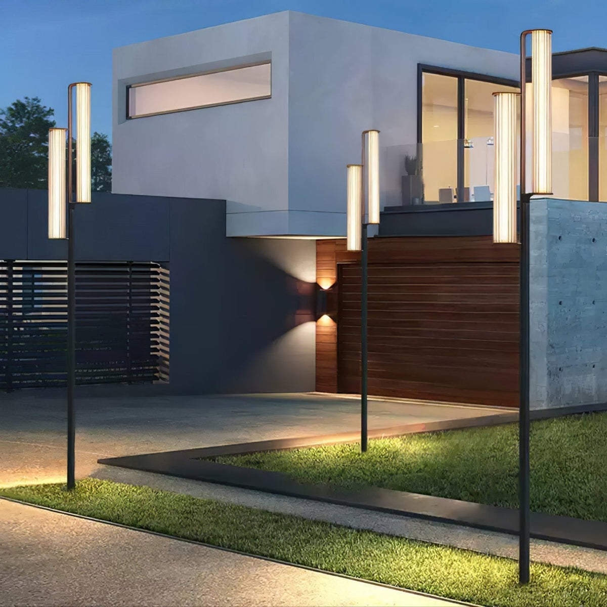 Reldax Arc Outdoor Post Lamp