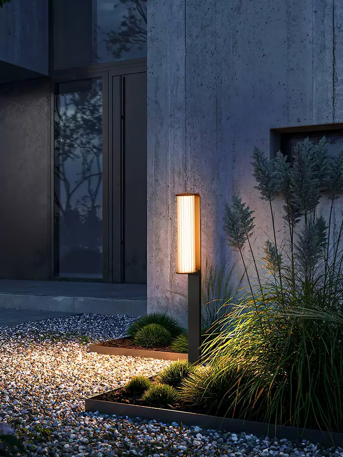 Sorerella Arc Duo Outdoor Lamp