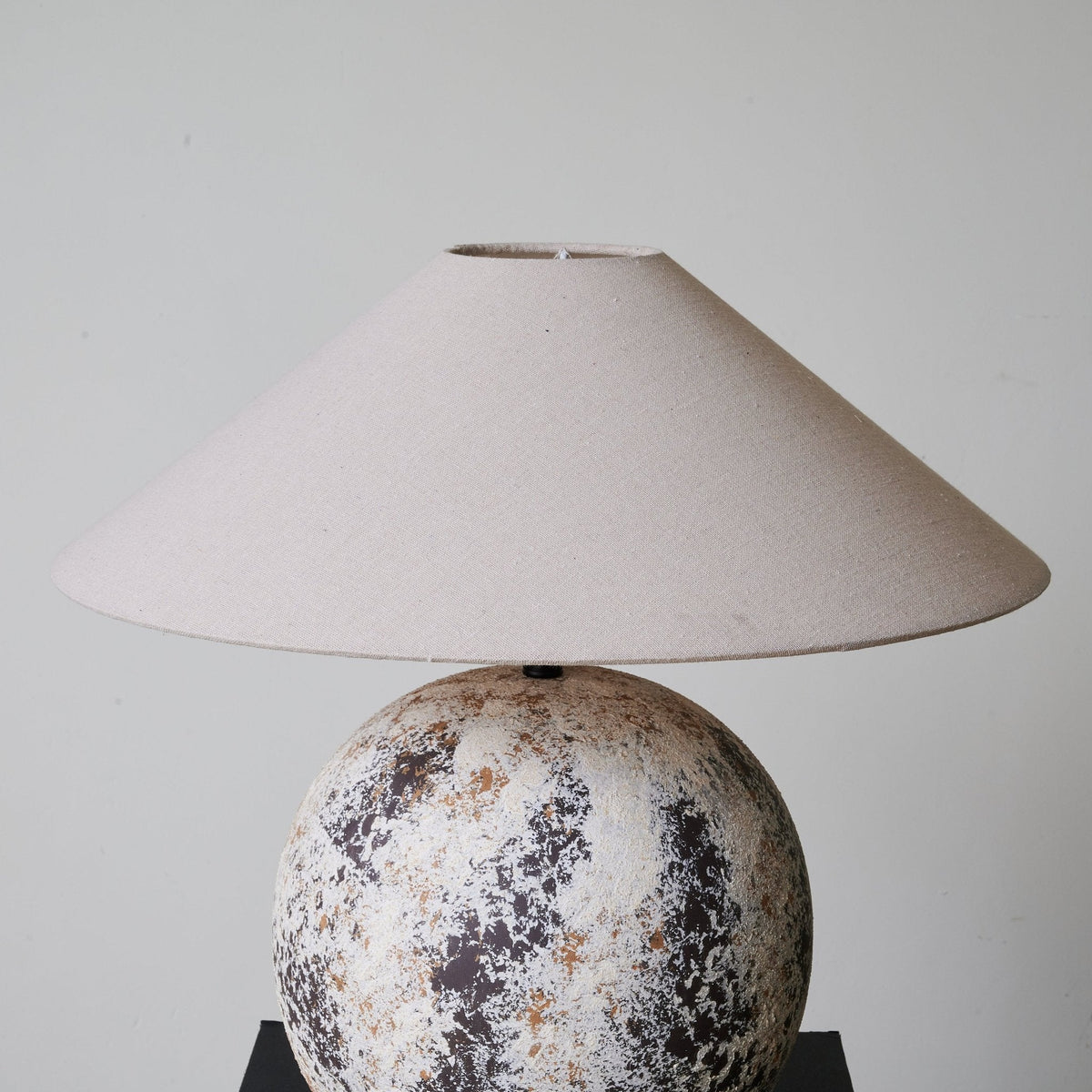 Cireneria Modern Table Lamp
