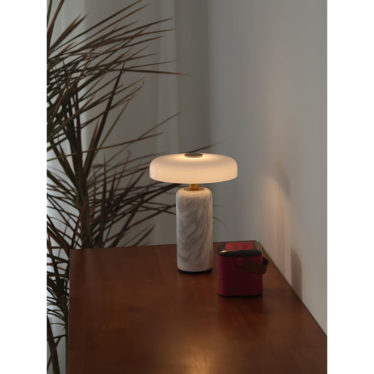 Juniper Marble Cordless Table Lamp