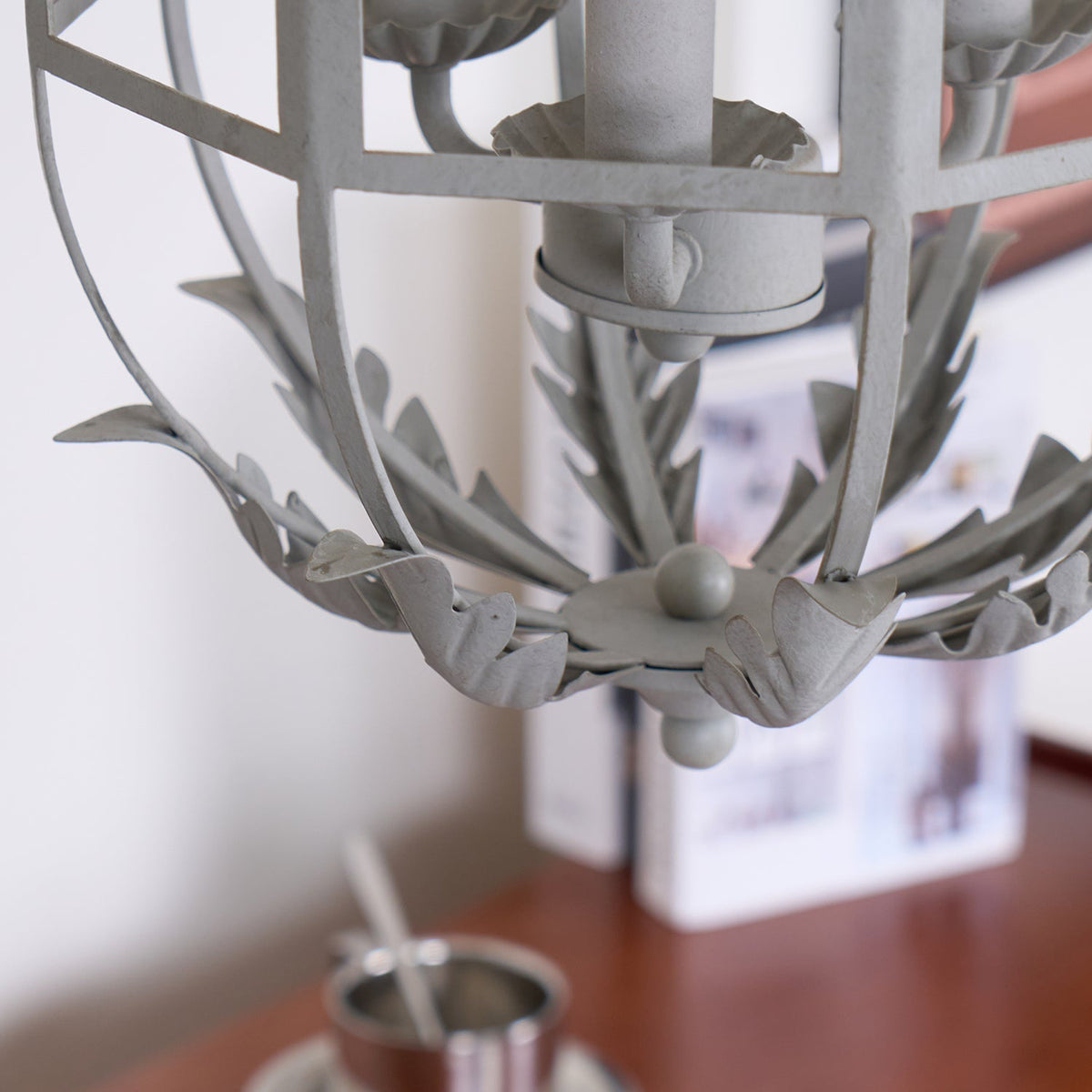 Soraaine Chandelier Retro Cage Grey Candle