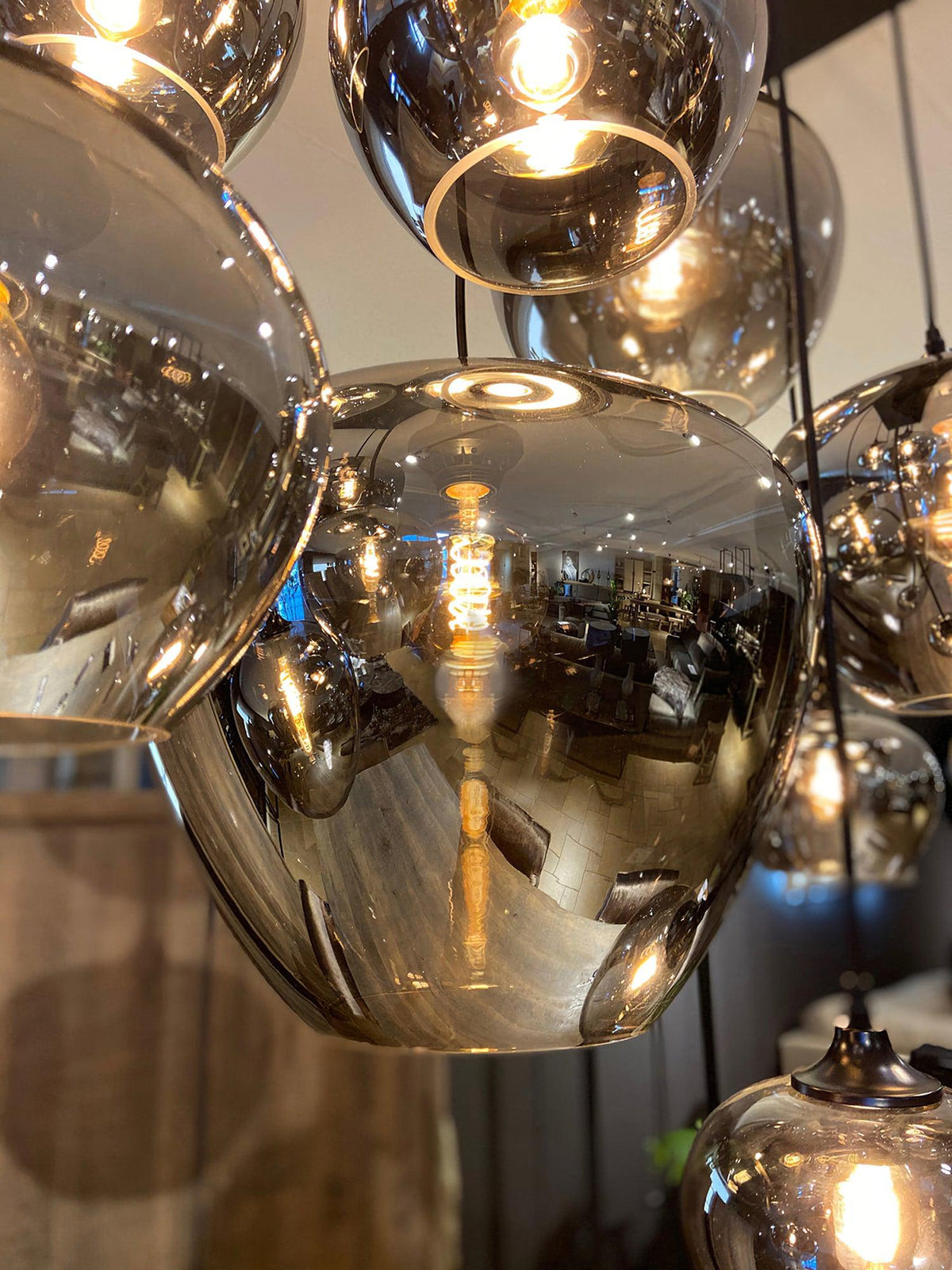 Iakai Bottle Pendant Light