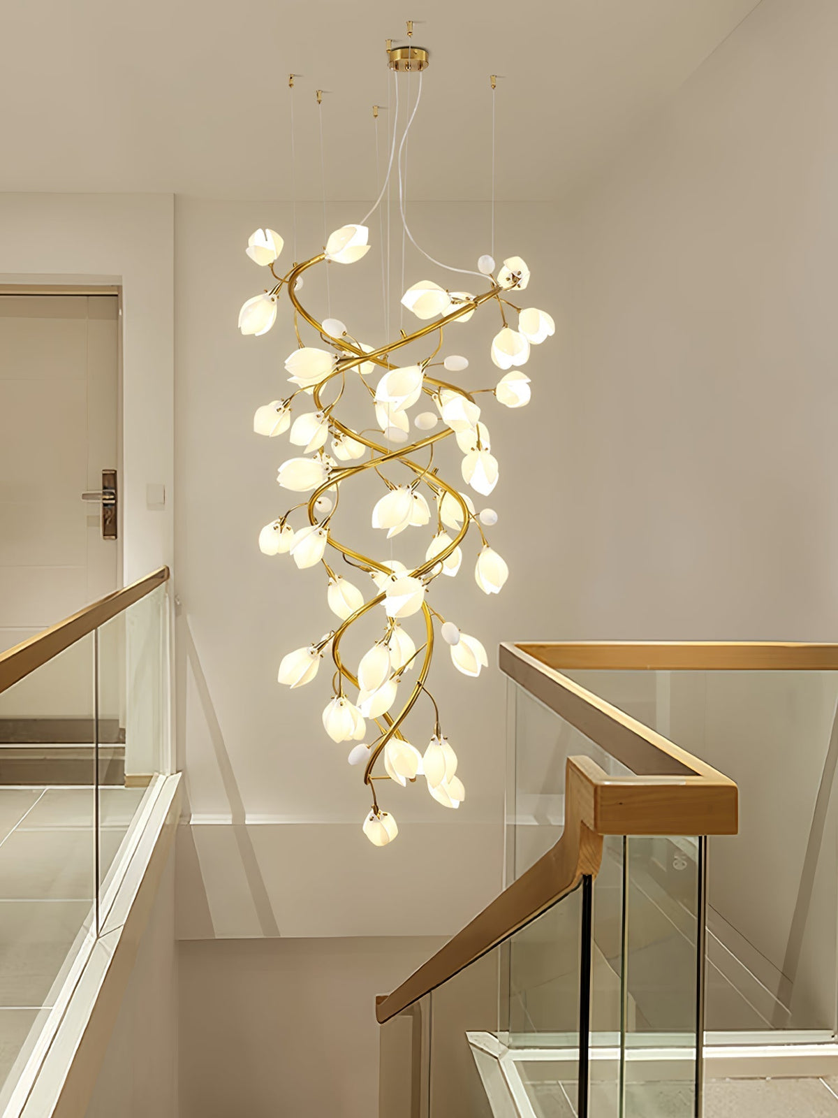 Evene Spiral Ceramic Brass Chandelier