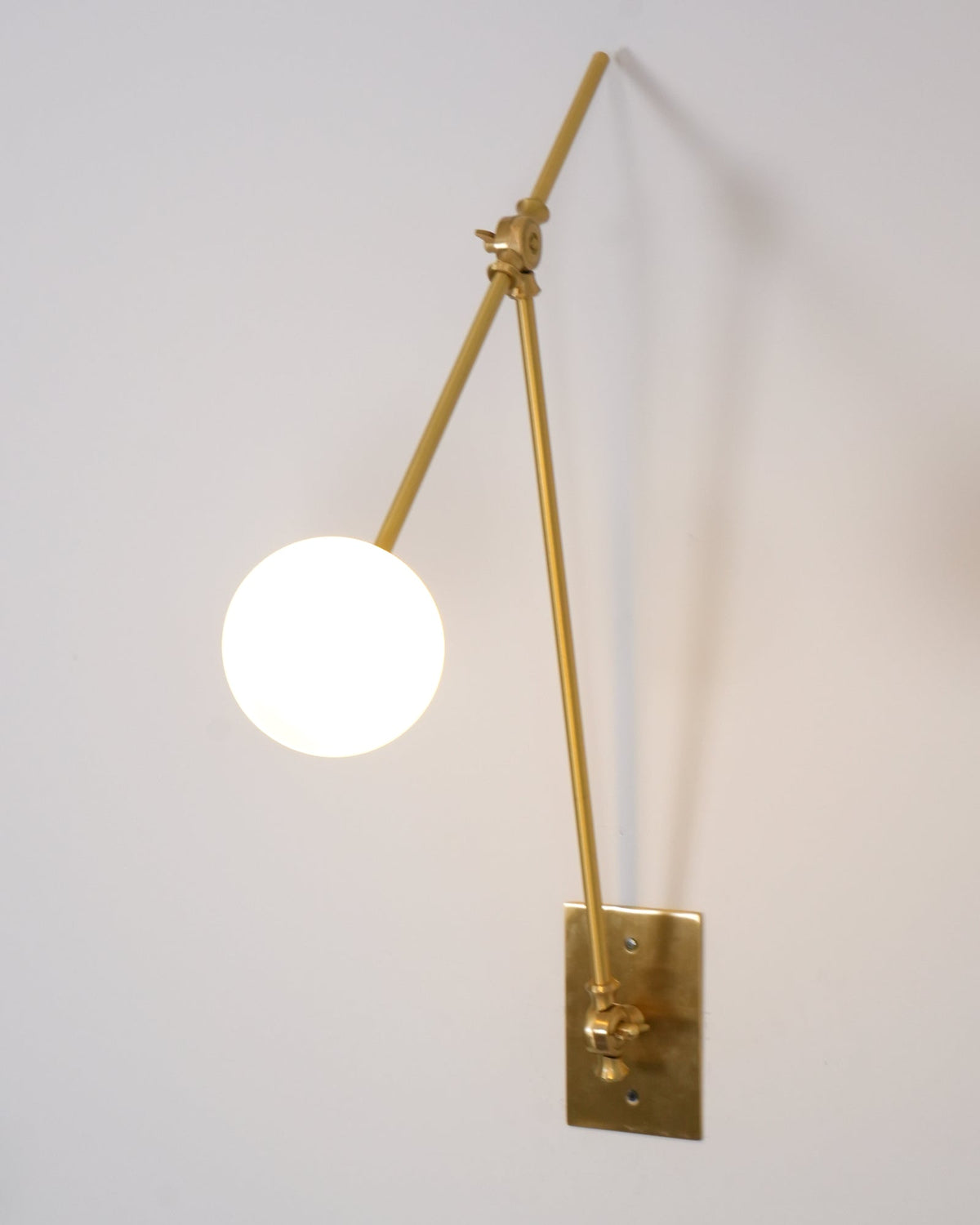 Cocaryra Modern Minimalist Wall Lamp
