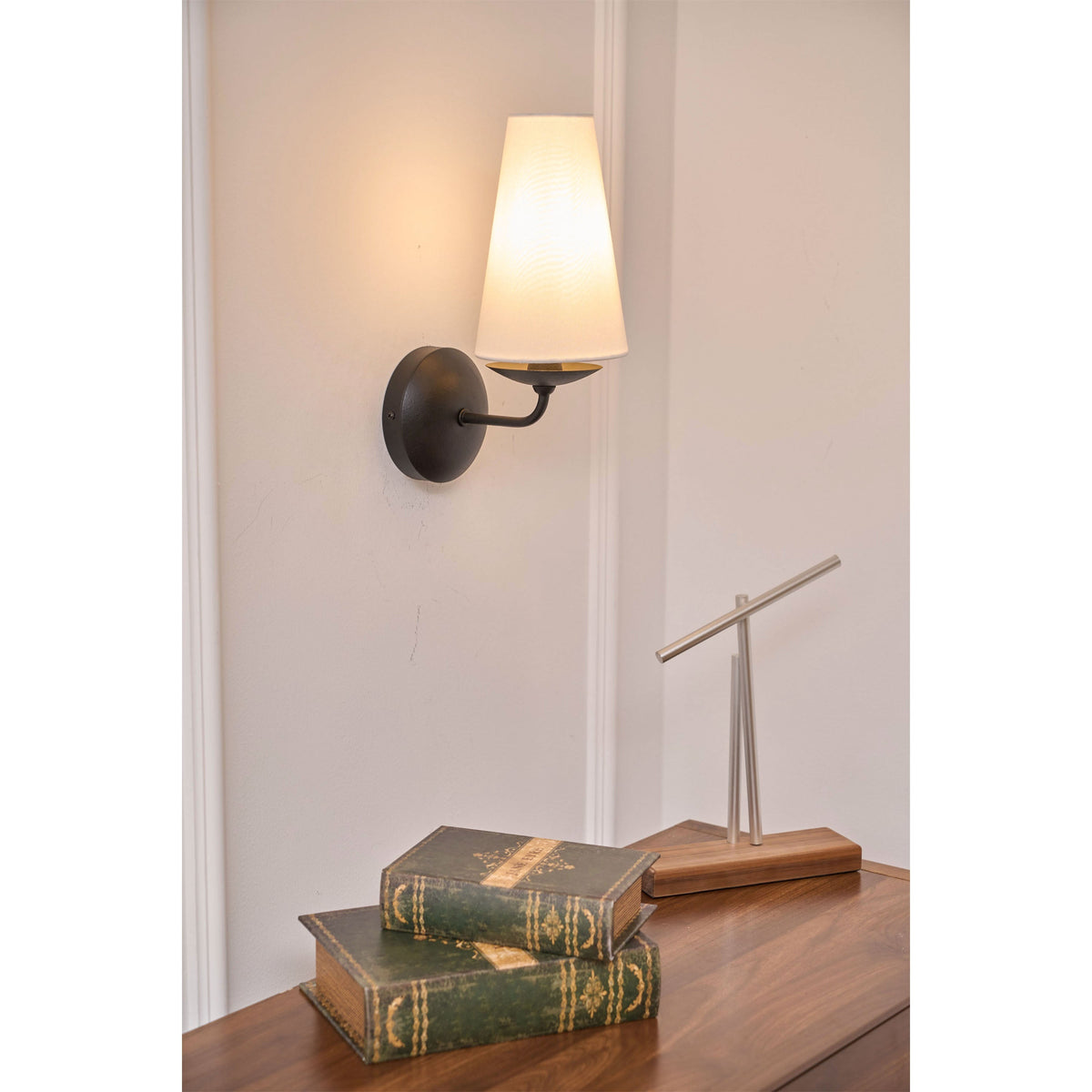 Sorerielle Wall Lamp