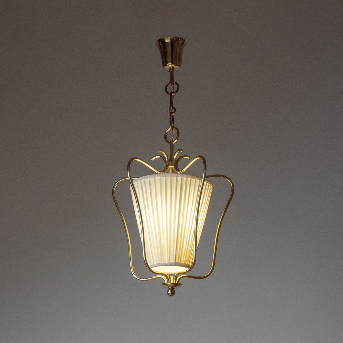 Queensbury Glass Lantern Pendant Light