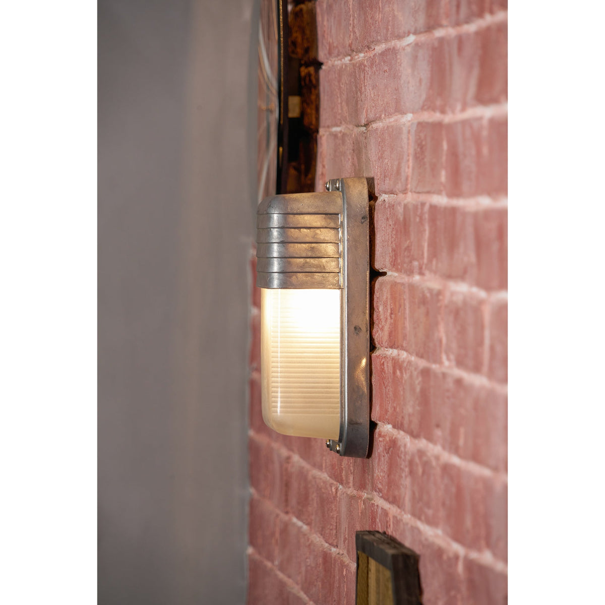 Duya Marine Outdoor Wall Light