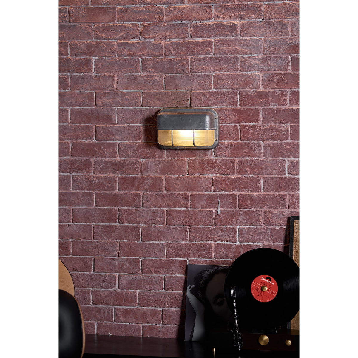 Duya Marine Outdoor Wall Light