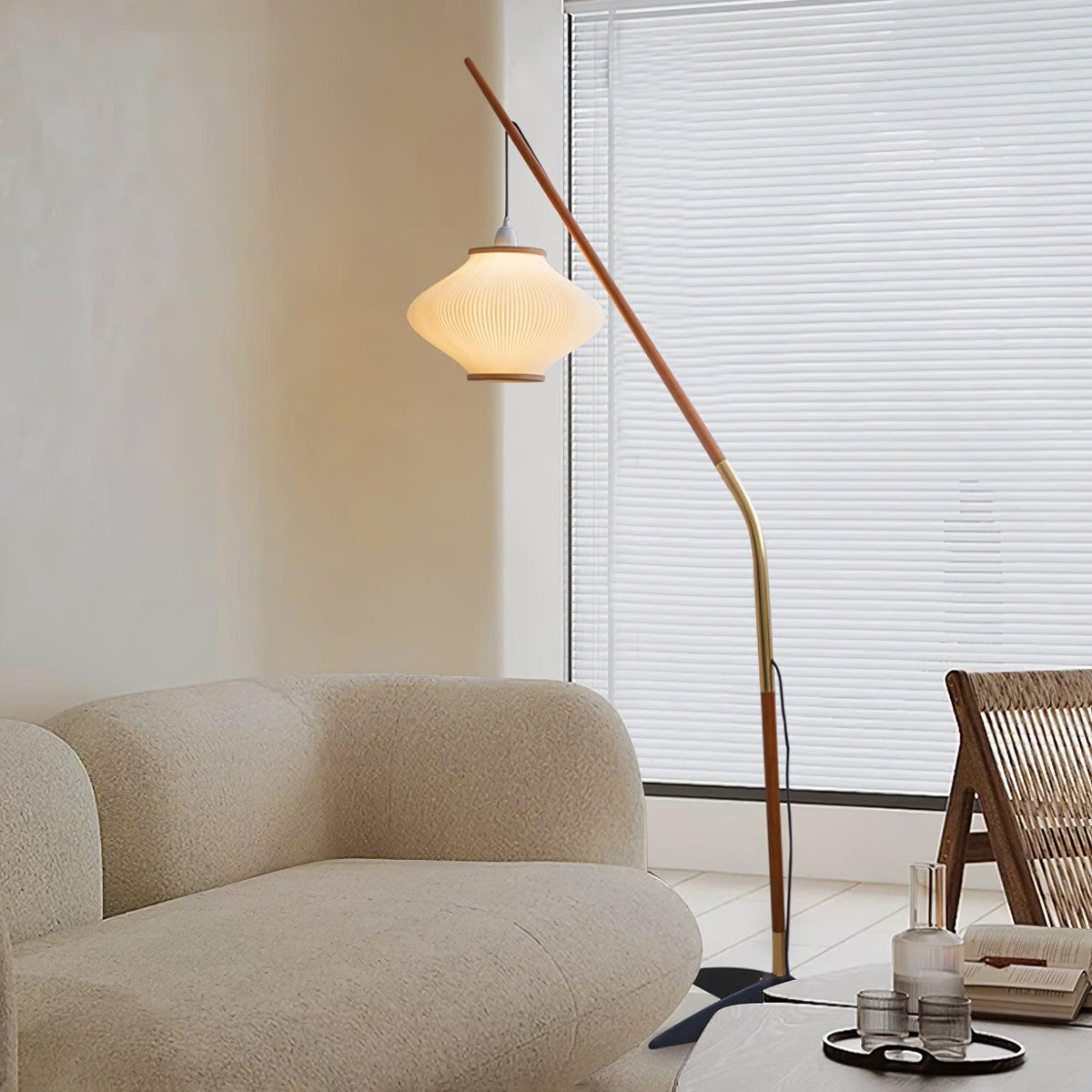 Ervenil Mid Century Wood & Glass Floor Lamp