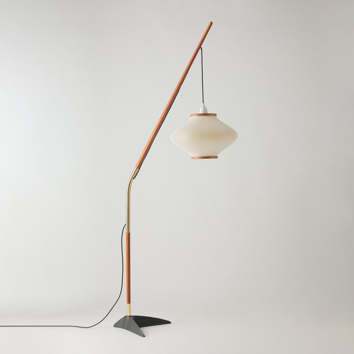 Ervenil Mid Century Wood & Glass Floor Lamp