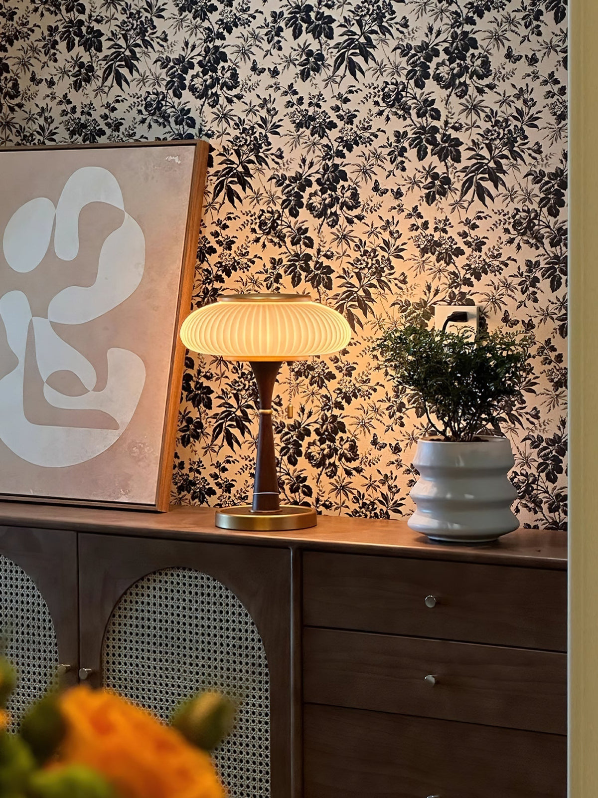 Emzo Matsutake Table Lamp
