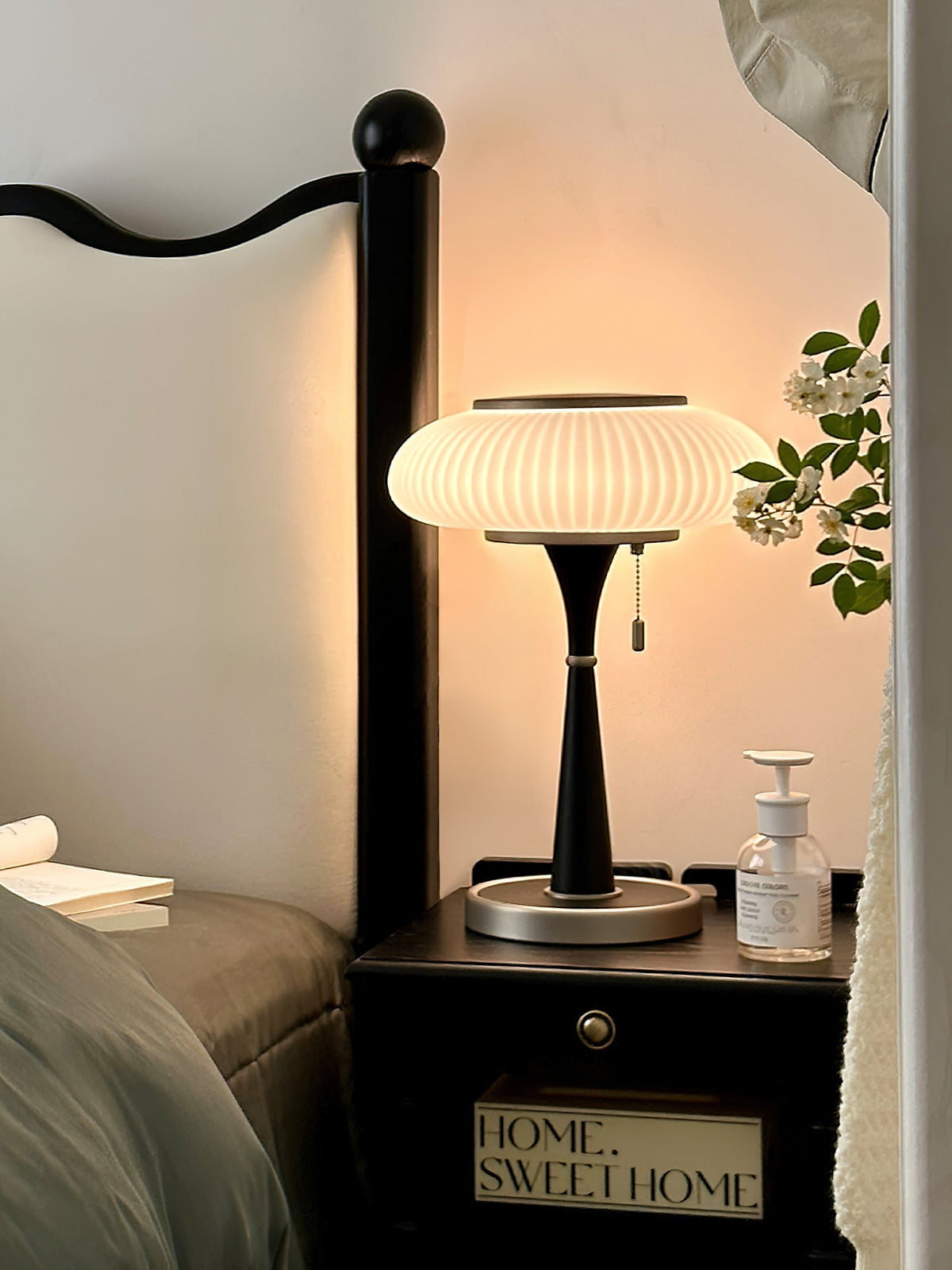 Emzo Matsutake Table Lamp