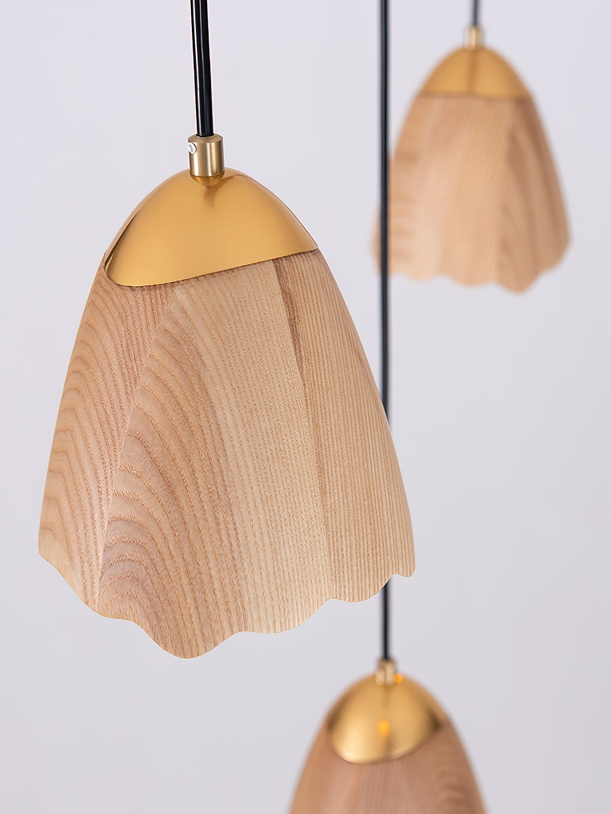 Sartin Modern Minimalist Bell Wood Pendant Lamp
