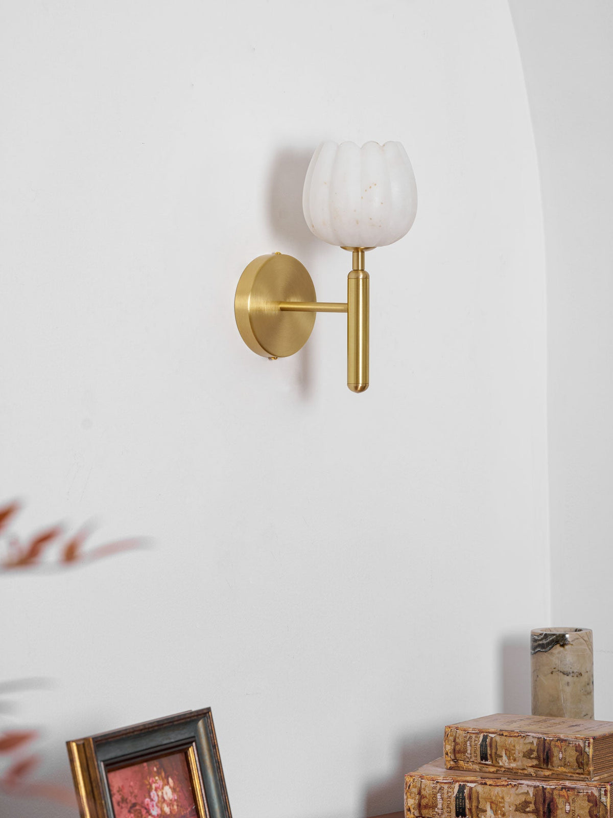 Xika Alabaster Indoor Wall Light