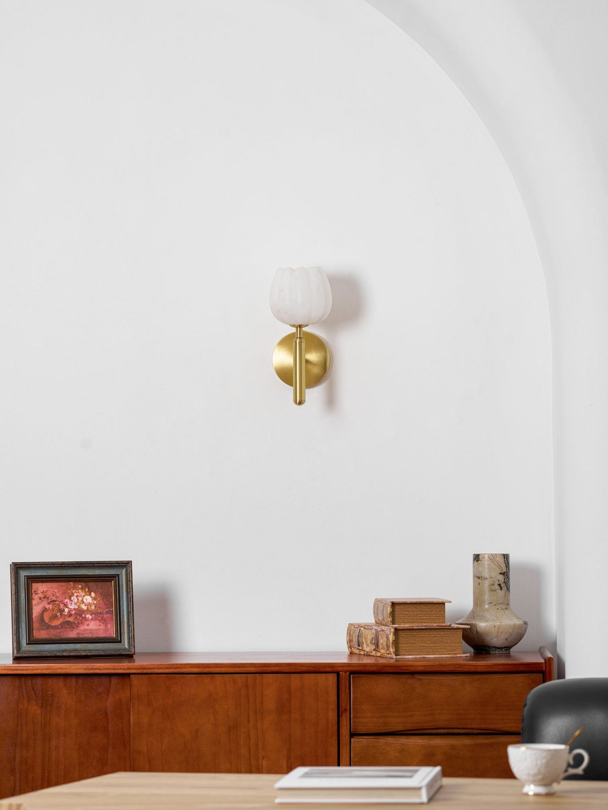 Xika Alabaster Indoor Wall Light