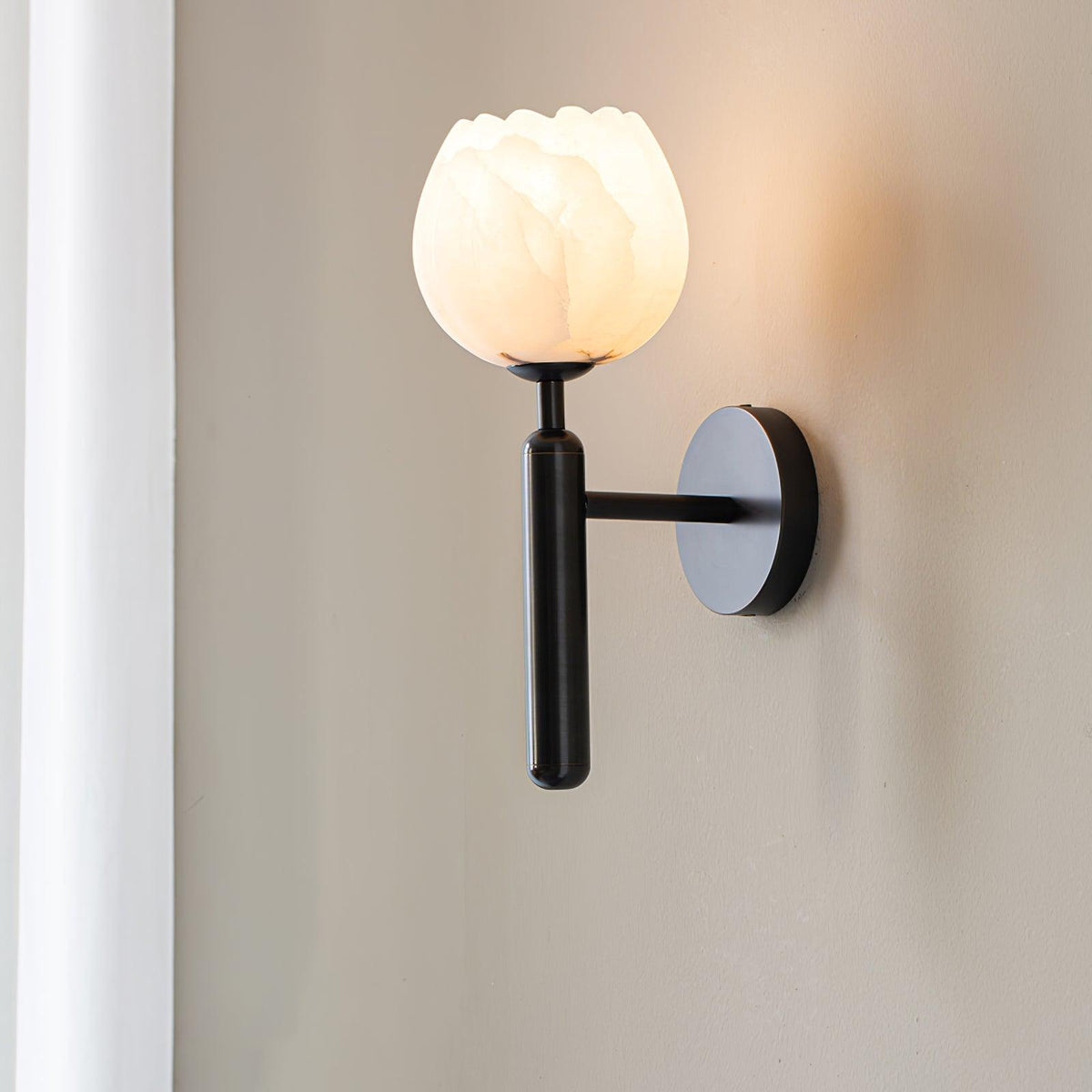 Xika Alabaster Indoor Wall Light