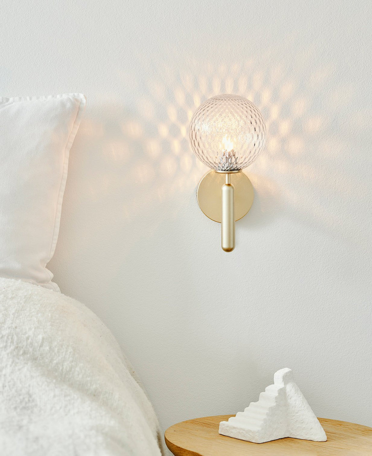 Ilirila Modern Minimalist Brass Glass Wall Light